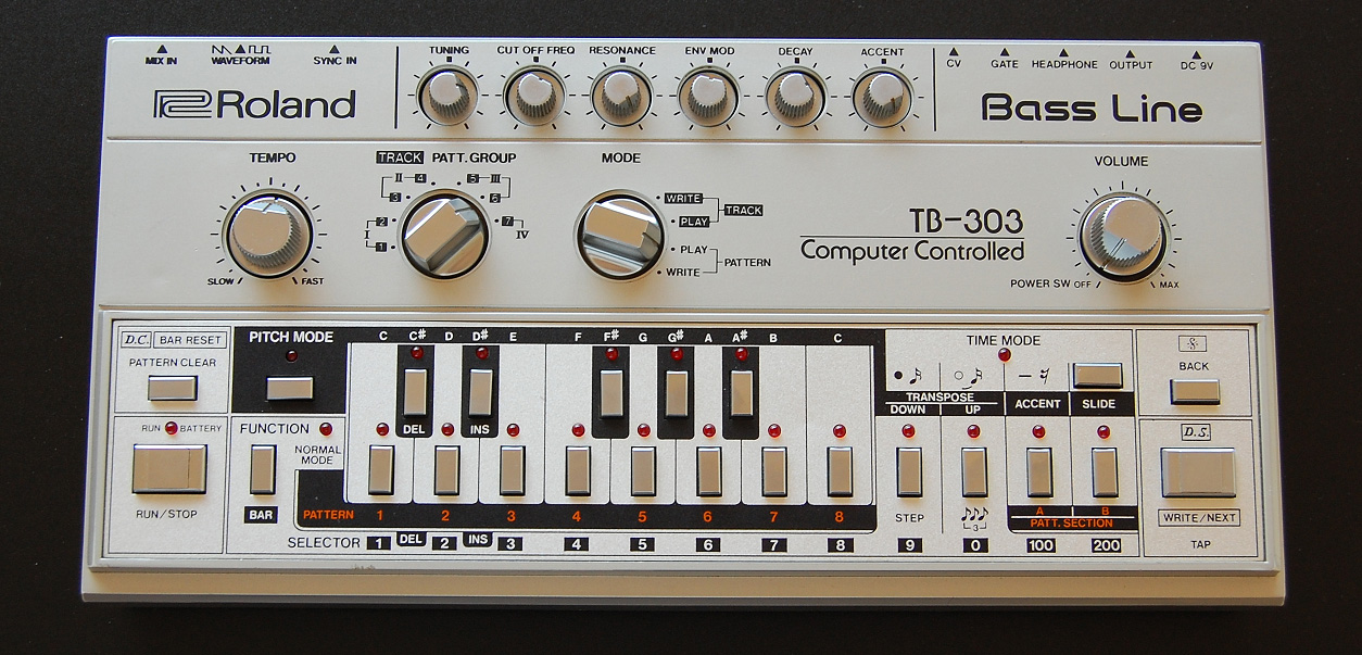 Roland TB-303 front panel